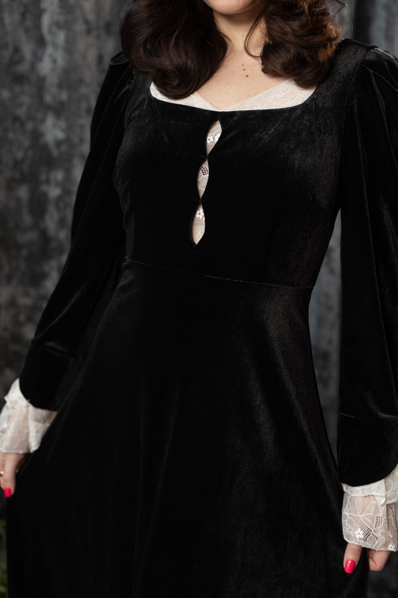 CORA - Velvet Mourning Midi Dress – ModCloth