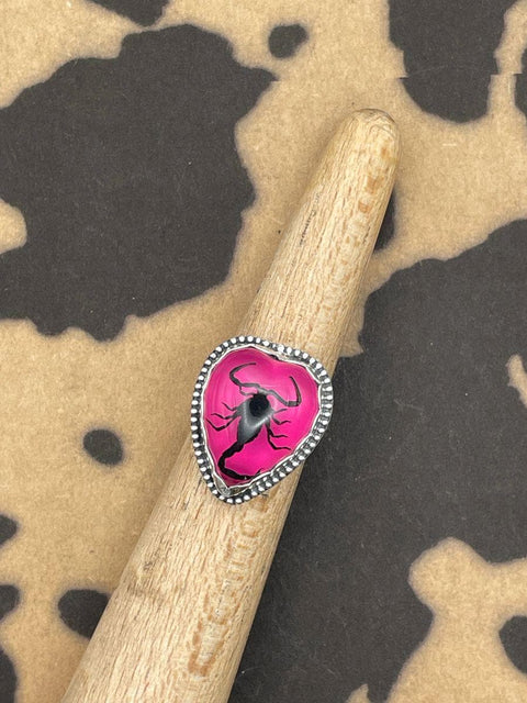 Winona - Black Scorpion in Pink Heart Ring