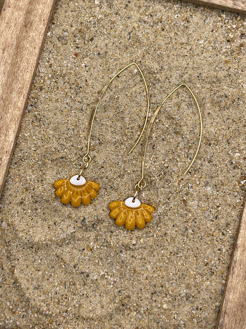Spring Fling - Yellow Daisy Flower Dangly Earrings: Handmade Polymer Clay