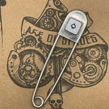 Lloyd - Jumbo Safety Pin with Spade Poker Dice