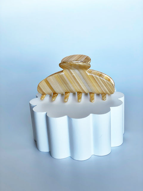 Vanilla Swirl Claw Hair Clip