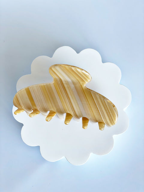 Vanilla Swirl Claw Hair Clip
