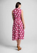 Cover Me In Daisies Midi Dress