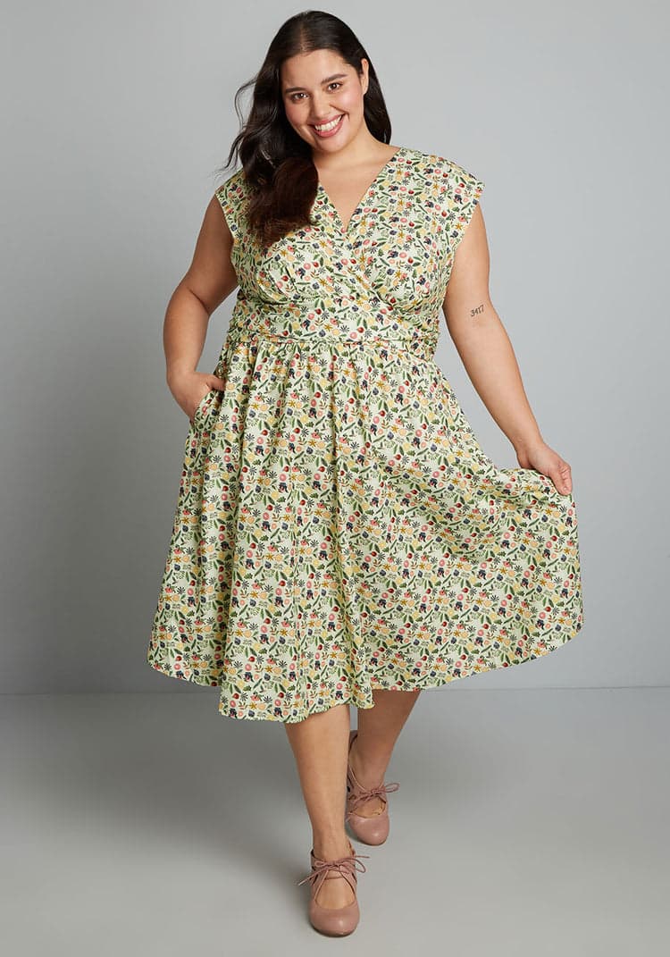 ModCloth X Retrolicious Holiday Magic Makers A Line Dress